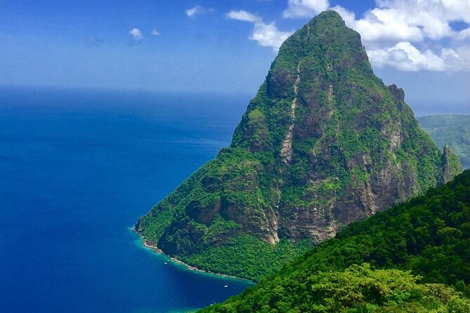 Cruise Port and Airport Arrival Transfers to Hotels in St. Lucia. - GFL Charles Airport and the Direct Castries Route