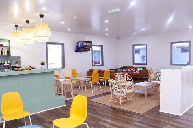 Departure VIP Lounge & Free transfer from Any Resort - Who should book this departure service?