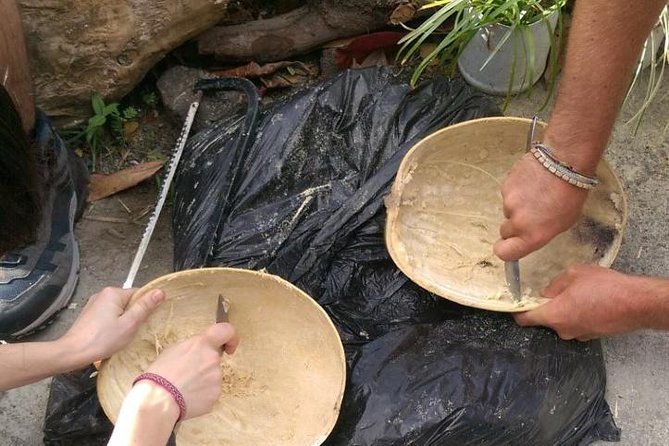 DIY Craft Your Own wooden Bowl : from a calabash fruit! - Arriving at Trouya Beach