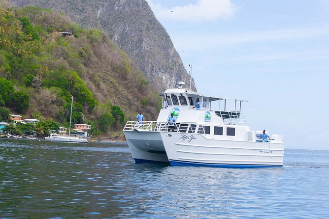 Ferry Transfer from Hewanorra Airport to Saint Lucia Resorts - The Five-Minute Taxi And Ferry Welcome