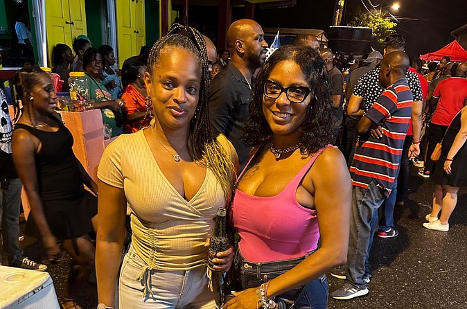 Friday night street party Private transfer & guide - Clubs, private Zess, and a change of pace