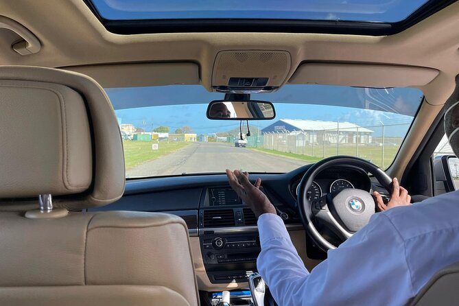 Private Luxury Hewanorra International Airport Transfer | UVF | Round-trip| - A calmer arrival at Hewanorra Airport