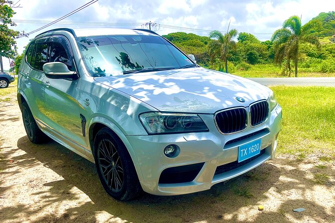 Private Luxury Round-Trip Transfer: Hewanorra International Airport - The long road north is part of the experience