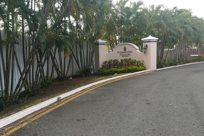Private St Lucia Airport Transfer to Secrets St. Lucia Resort - Booking details that deserve attention