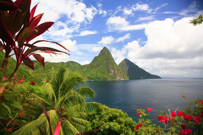 Private St Lucia Full Day Snorkeling Charter for Up to 15 Guests - What the private format changes
