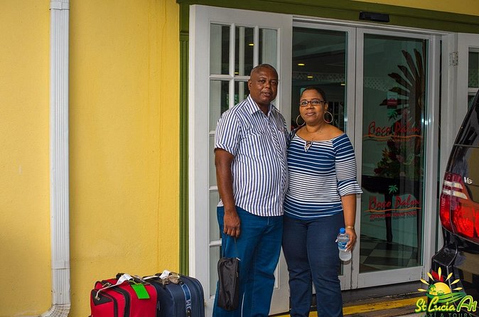 Return Transfer from Hotel to Hewanorra Airport (UVF) - One Way - Stops, views, and the value of flexibility