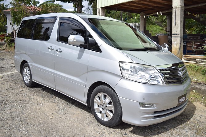 Round Trip Private Airport Transfer - Cold drinks and a friendly island introduction