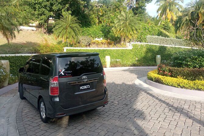 Round Trip St. Lucia Private Airport Transfers - UVF - Why a private airport ride helps in St. Lucia