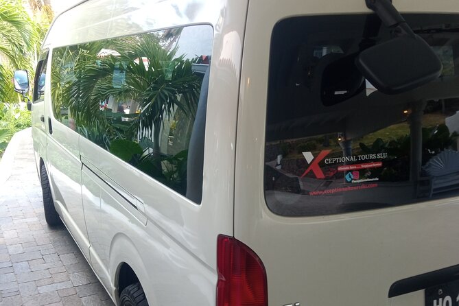 Round Trip St. Lucia Private Airport Transfers - UVF - Drivers who shape the experience