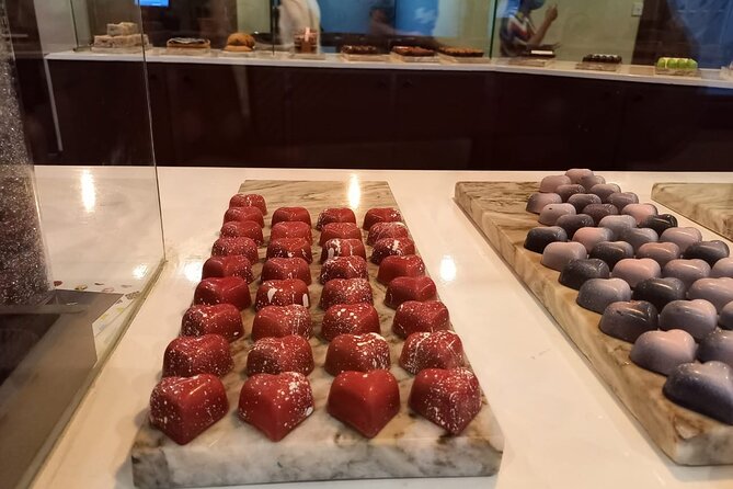 Rum & Chocolate Tasting Tour : Journey into Flavor - The drive with Rumi adds local context