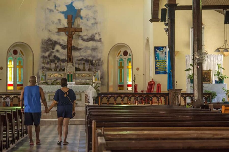 Saint Lucia: Soufriere Volcano Experience - Soufriere’s drive-in volcano and sulfur springs