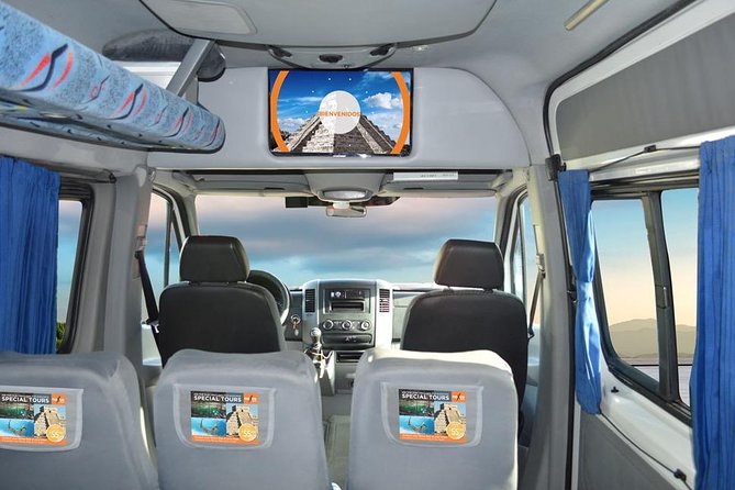 Shared Arrival Transfer: Saint Lucia International Airport to Hotel - Landing at Hewanorra Airport and finding your ride