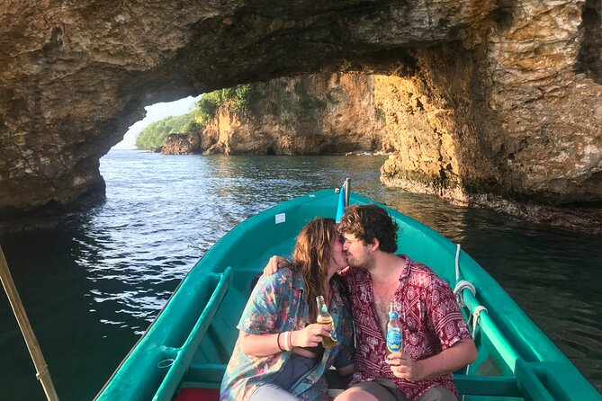 Shashamane experience private boat charter Marigot bay st lucia - Key points about the Shashamane boat charter