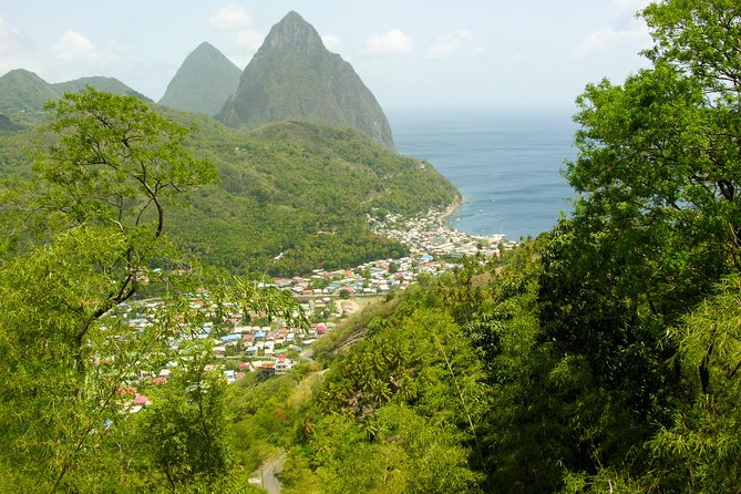 Soufriere Island Delight - Diamond Falls Botanical Gardens and the 56-foot waterfall