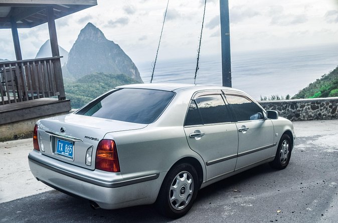 St Lucia Airport Transfer Roundtrip from Hewanorra (UVF) - Timing, traffic, and the return trip