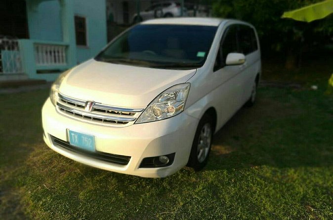 St Lucia Airport Transfer to ANY Bay Gardens location - The return trip to Hewanorra