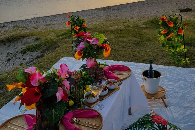 St Lucia Beachfront Sunset Picnics - Drinks, music, and small touches