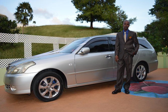 St Lucia Ground Transportation- Hotel and Airport Transfers UVF - Comfort After a Long Flight