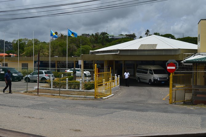 St Lucia Ground Transportation- Hotel and Airport Transfers UVF - Meeting Mr. O’Neill Ferguson