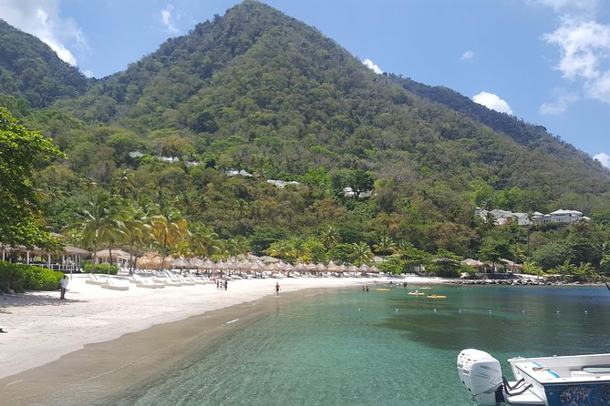 St. Lucia Land and Sea Tour - Jalousie Beach and the Pitons: the day’s best setting