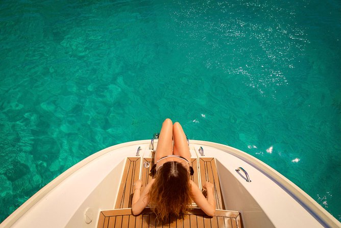 St. Lucia Luxury Sunset Cruise From Castries - The 5:00 pm departure and the sunset sequence