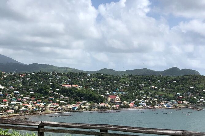 St. Lucia Private Airport Transfers - A welcome drink, cold towel, and onboard WiFi