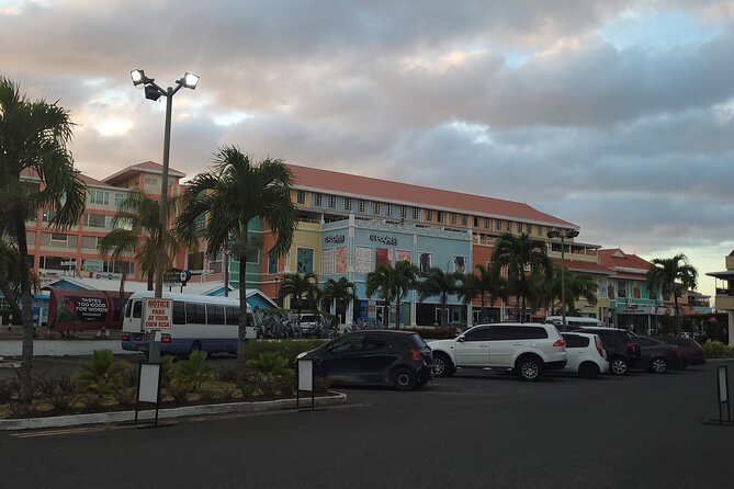 St. Lucia Private Airport Transfers - Restroom breaks and the limits of the service