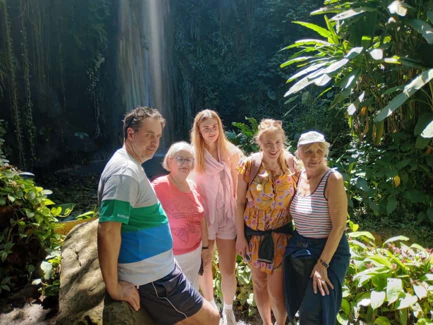 St. Lucia: Private Customizable Day Tour with Driver - What the driver-guide adds