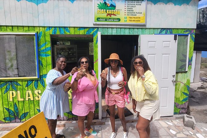 St.Lucia Private Island Tour - A private route from Castries to Soufriere