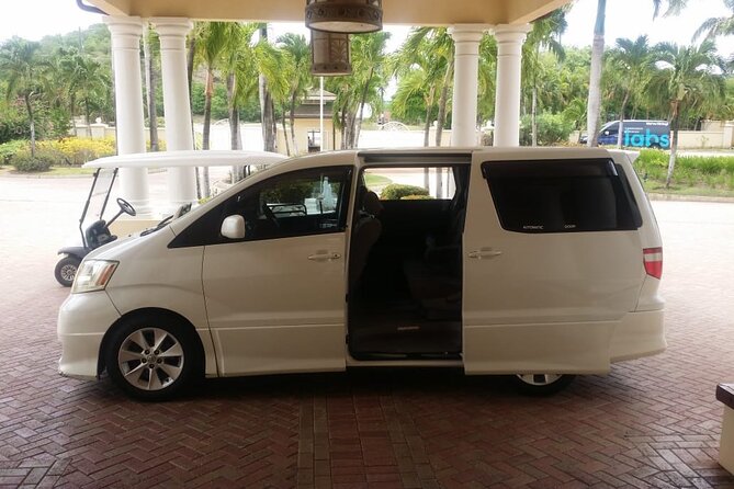 St Lucia Private Round Trip Hewanorra Airport Transfers to North Hotels - What you should confirm before you pay