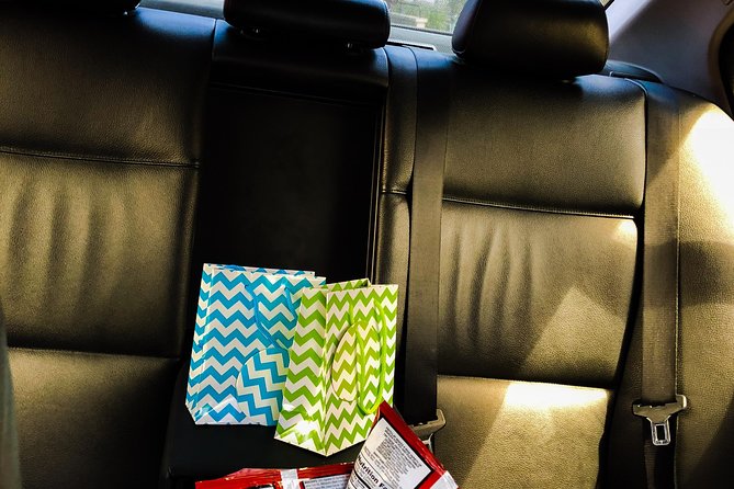 St Lucia Private Roundtrip Transfer: Hewanorra International Airport - Piton beer, snacks, and the biggest service gap