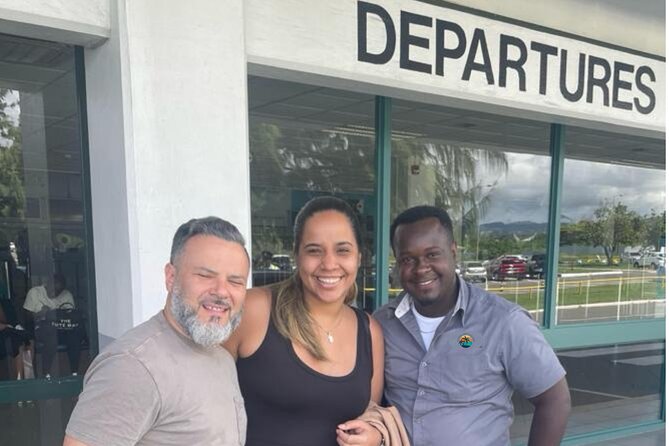 St Lucia Shuttle Taxi Service - A private ride instead of a shared shuttle