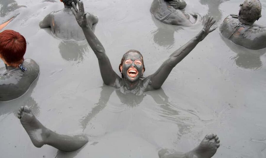 St. Lucia: Sulphur Springs Mud Bath and Toraille Waterfall - Applying the Volcanic Mud