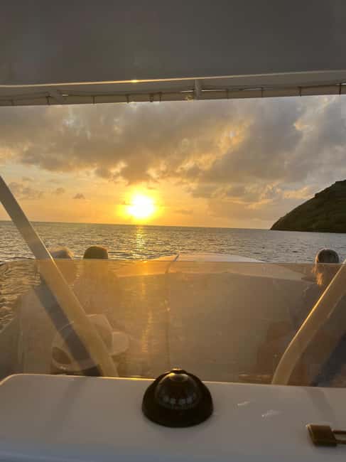 St. Lucia: Sunset Cruise, best way to end a day in paradise - Drinks, snacks, and the easy rhythm of the evening