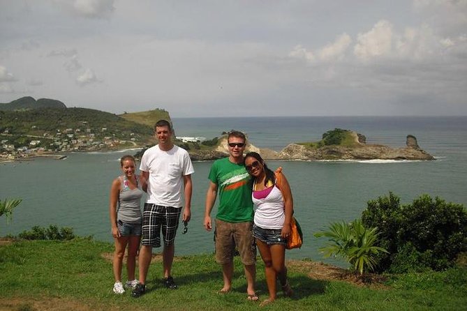 St. Lucia Tet Paul Nature Trail Tour - Walking through Chateau Belair’s six acres