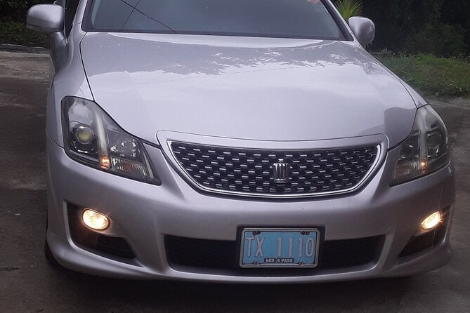St Lucia Transportation- Eugene's Hewanorra Airport/ Hotel Transfer (UVF) - Who will get the most from this ride