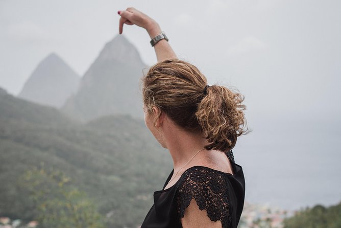 St. Lucia West Coast Airport Transfer - See The Pitons - A calmer start after landing at UVF